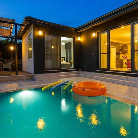 Murphy Villa