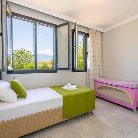 Murphy Villa *